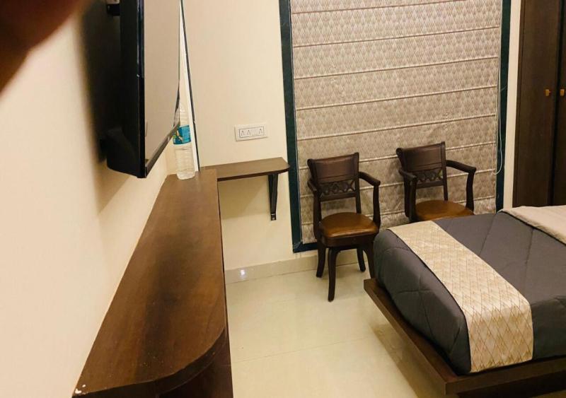 One Infinity Residency Hotel Kolkata Exterior photo