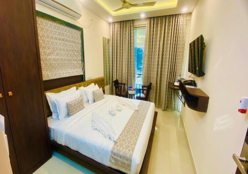 One Infinity Residency Hotel Kolkata Exterior photo